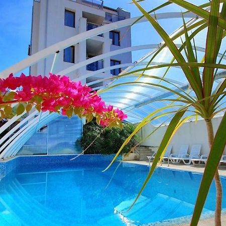 ספרבה בניה Enis Hotel С Минерален Басейн מראה חיצוני תמונה